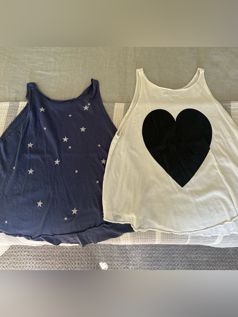 Wildfox Tank Top Lot Size Small